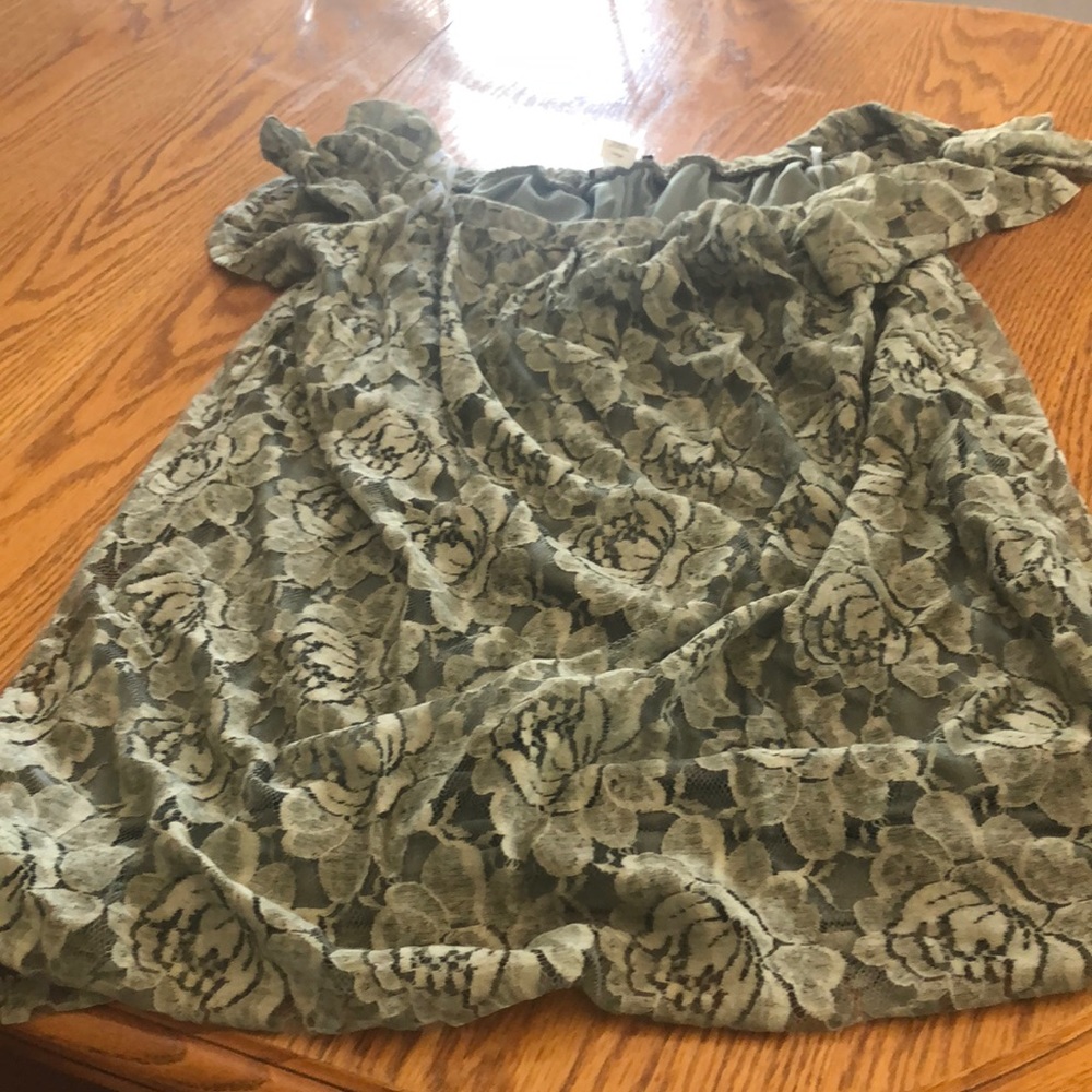 Green lace dress